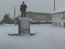 Вид на "спину" дядюшки Ленина с крыльца "Белого дома".
